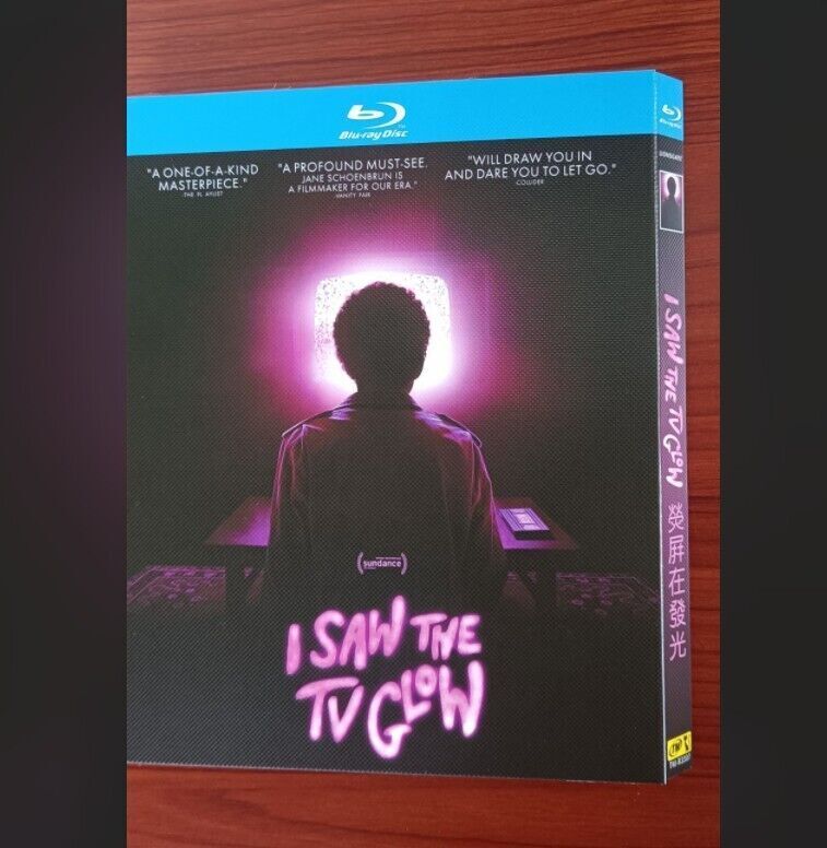 I Saw the Glow: 2024 1-Disc All RegionPlay 1080P Seal Box NEW Blu-ray